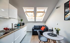 Neo Sky Apartment, Free Parking, 15 Min Walk Old Town&Kazimierz - By Homelike Krakow